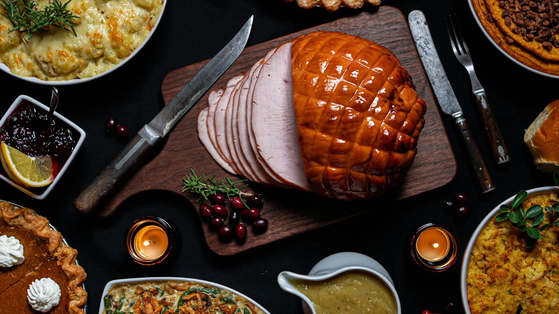 Julbord med julskinka.